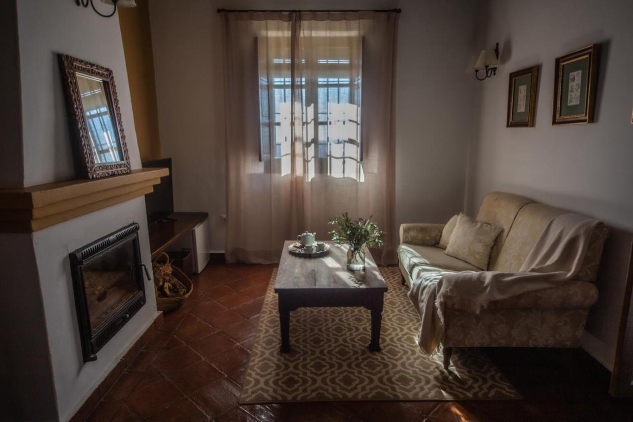 Hotel Fuente Del Sol Антекера Экстерьер фото